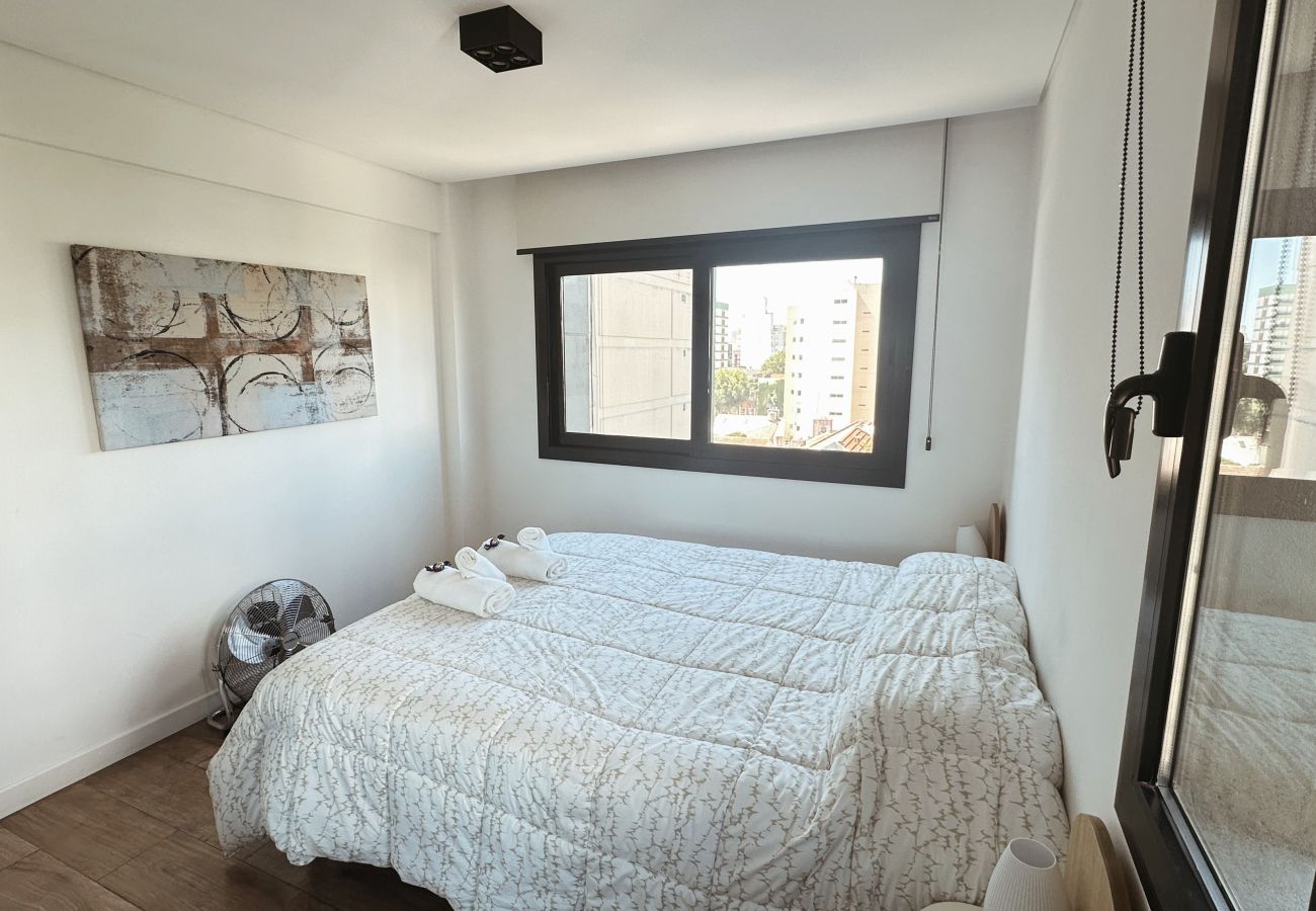 Apartamento en Mar Del Plata - Refugio Central | Depto Mili | Hola Sur