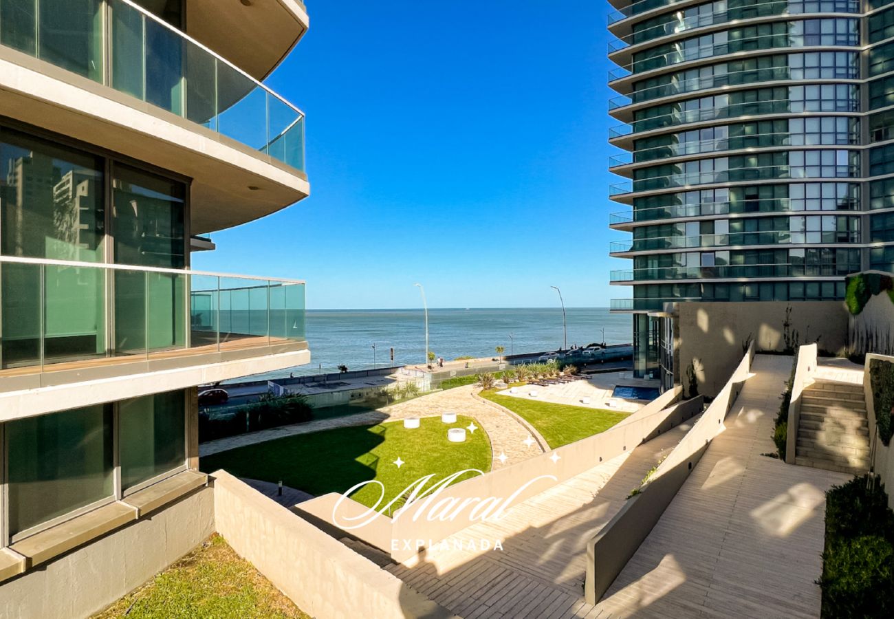 Apartamento en Mar Del Plata - Lujo frente al mar | Maral Explanada 4C | Hola Sur