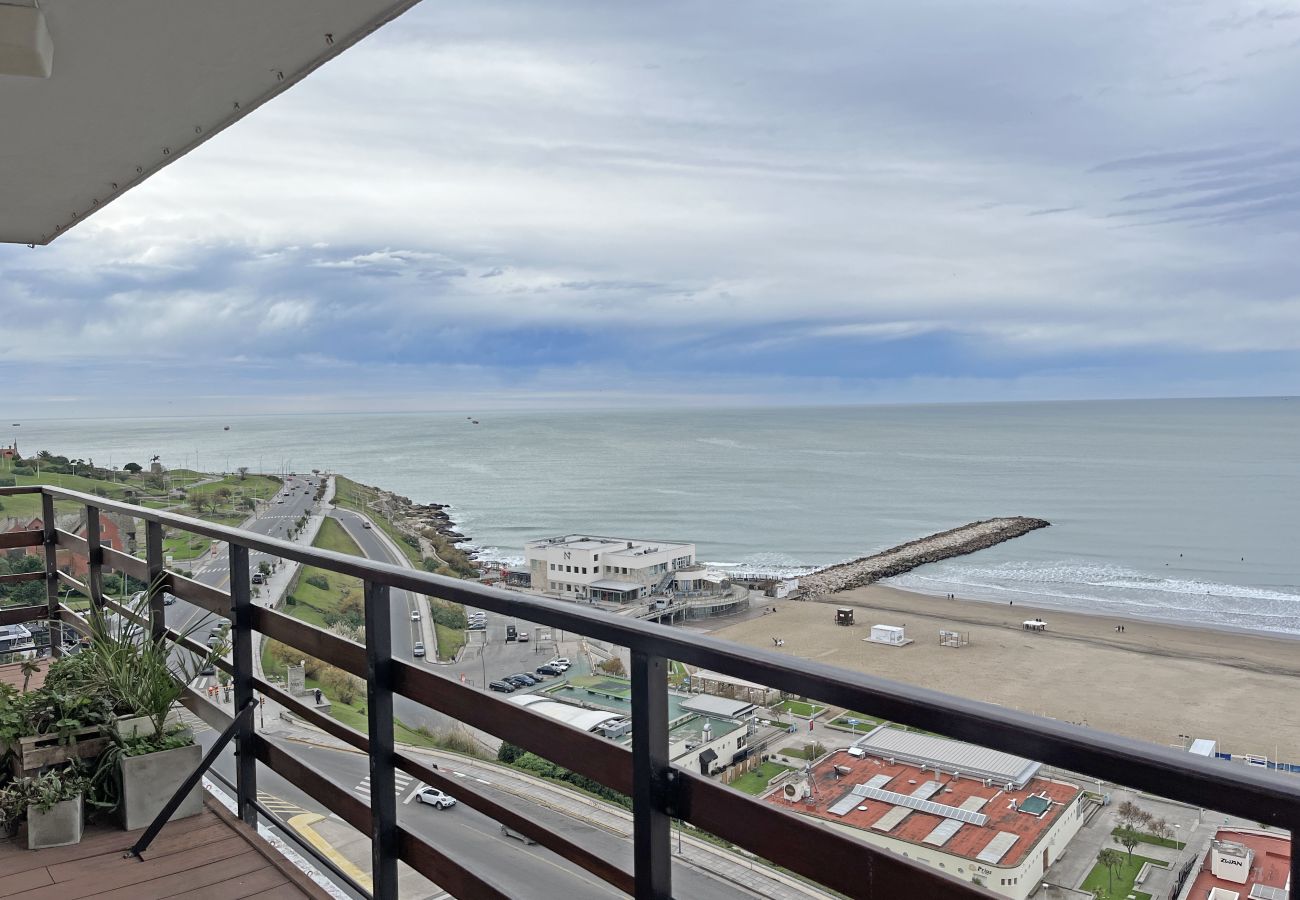 Apartamento en Mar Del Plata - Amanecer en el mar | Depto Anto | Hola Sur