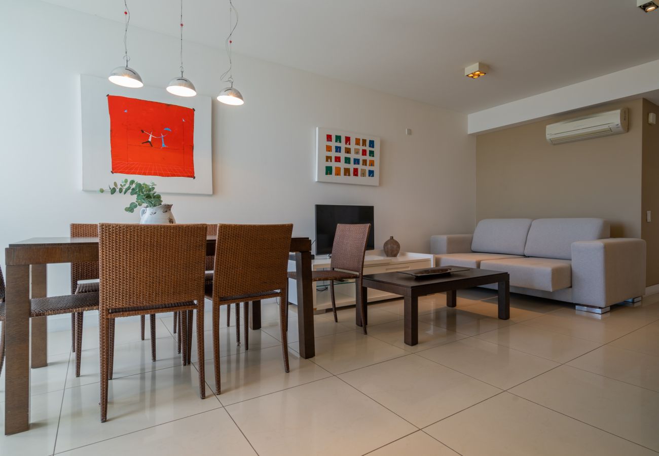 Apartamento en Mar Del Plata - Vistas infinitas | Depto Golf | Hola Sur