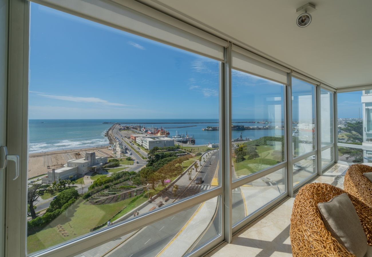 Apartamento en Mar Del Plata - Vistas de Playa Grande | Hola Sur