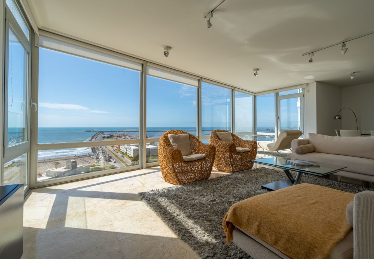 Apartamento en Mar Del Plata - Vistas de Playa Grande | Hola Sur