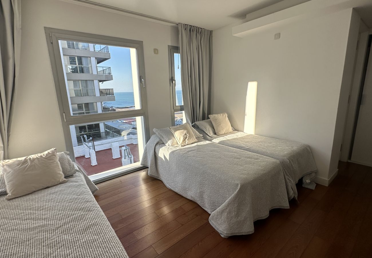 Apartamento en Mar Del Plata - Vistas infinitas | Depto Golf | Hola Sur