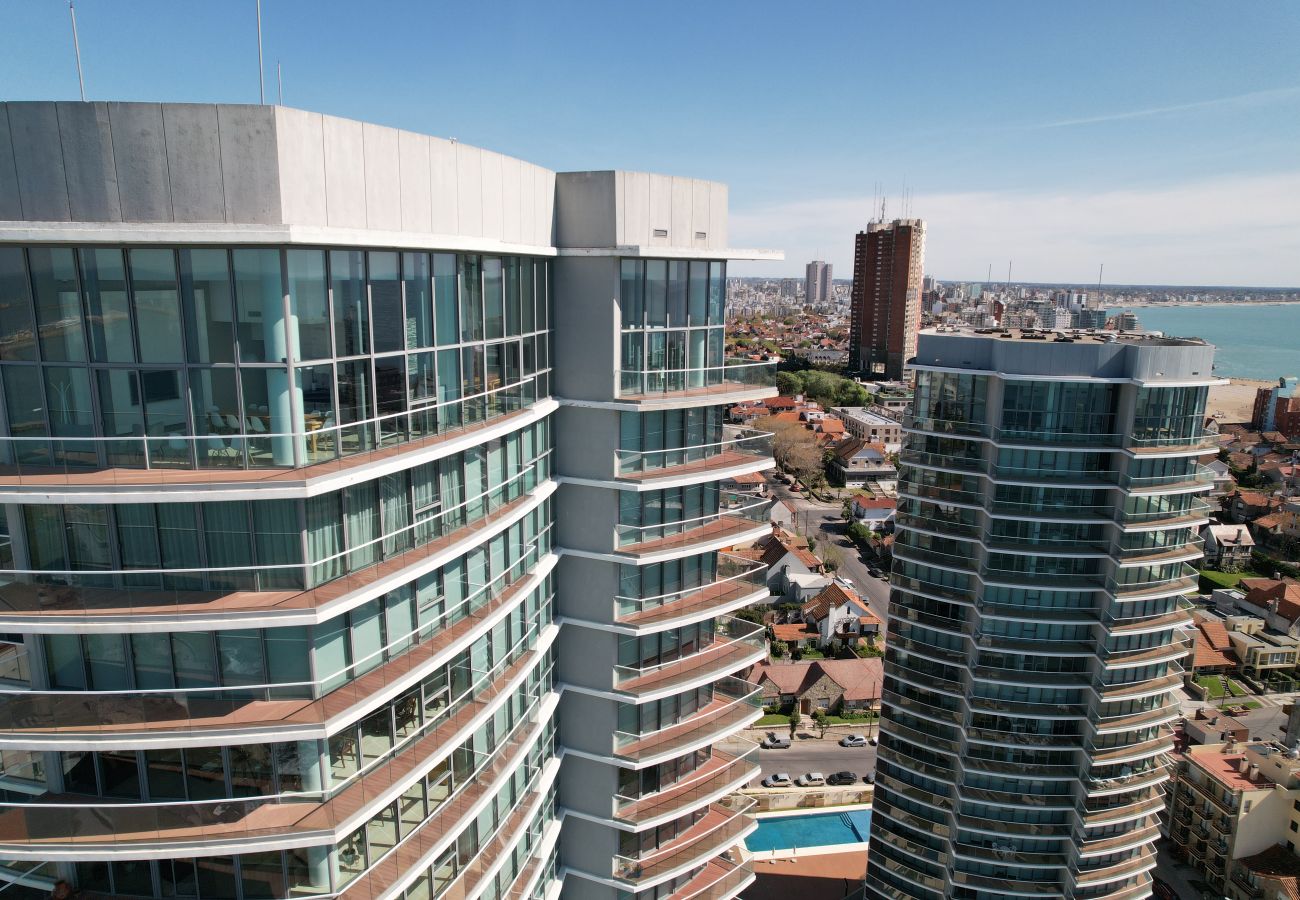 Apartamento en Mar Del Plata - Amor al mar | Maral Explanada 8C | Hola Su