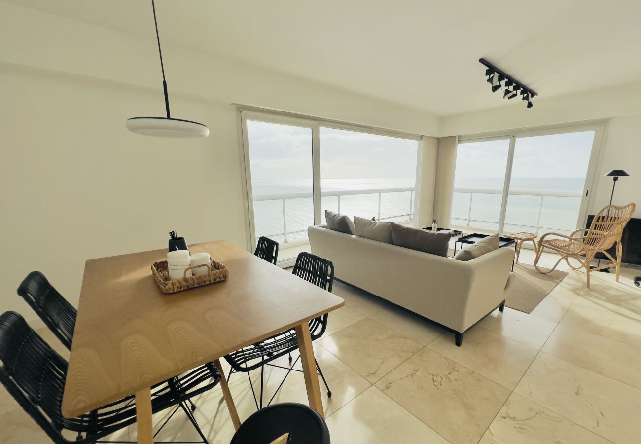 Apartamento en Mar Del Plata - Vista Marina | Maires Puntapiedra | Hola Sur