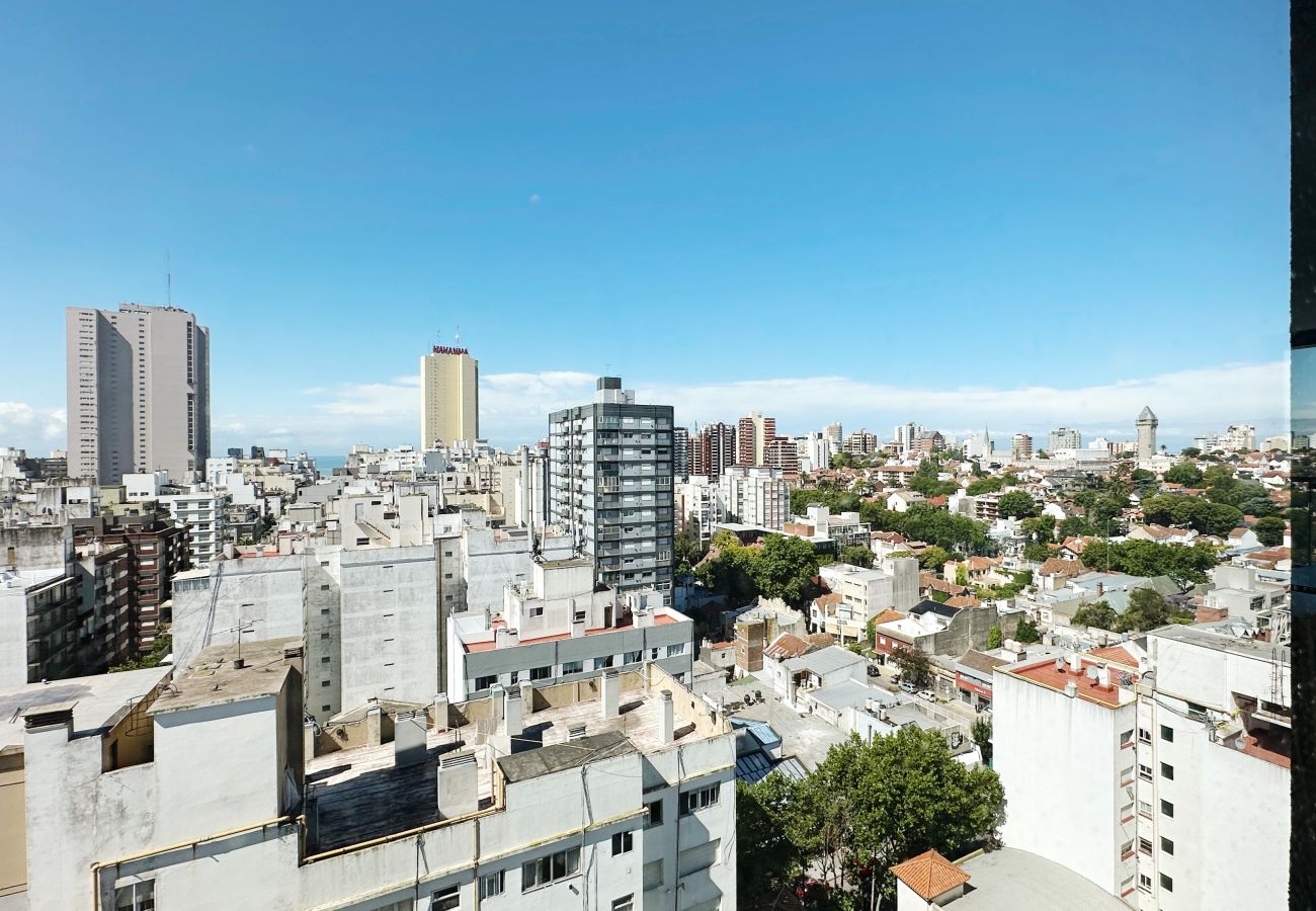 Apartamento en Mar Del Plata - Urban Güemes Retreat | Maires urbano 1302 | Hola S