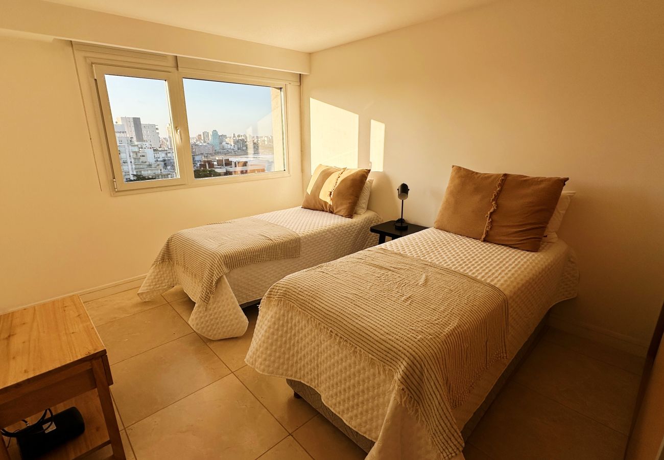 Apartamento en Mar Del Plata - Horizonte Azul | Maires La Isla 10A | Hola Sur